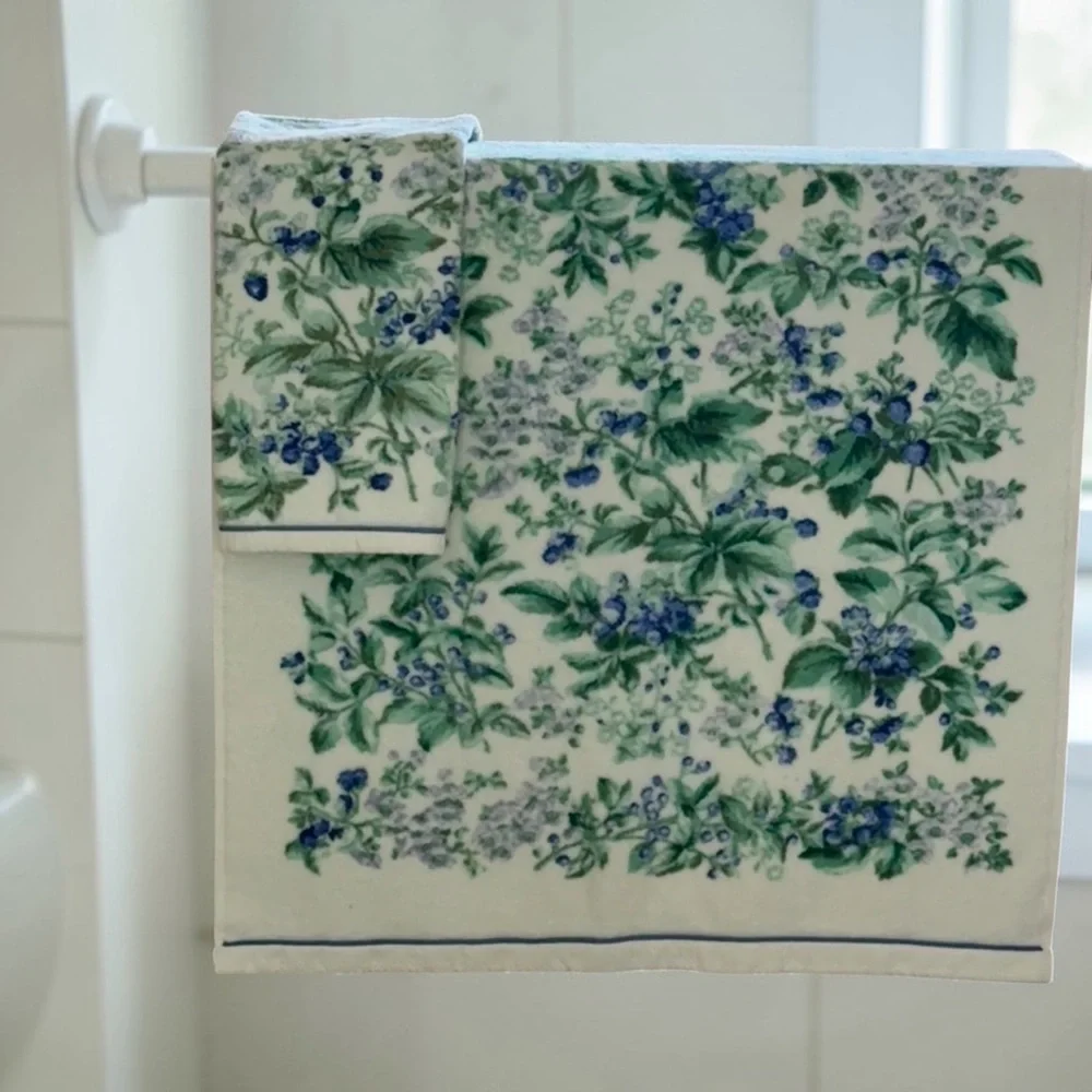 Vintage Laura Ashley Floral Blue & Green Cotton Towel Set U.S.A. EUC